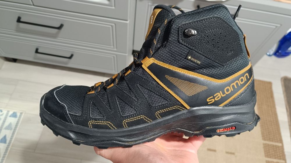 Salomon Goretex preț 150 ron