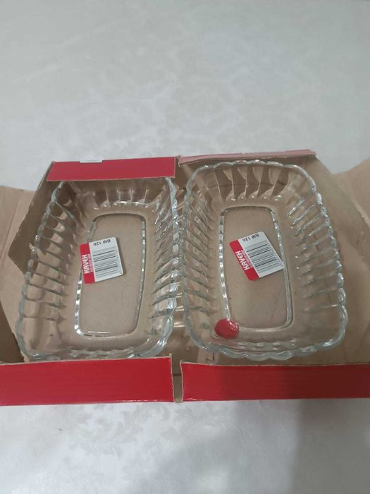 Продам вазы для фруктов, селедочница, салатницы.