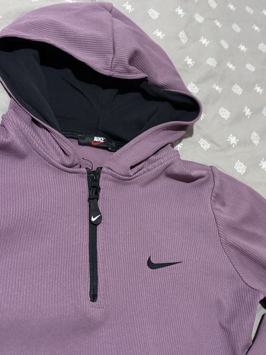 Екип на nike лилав