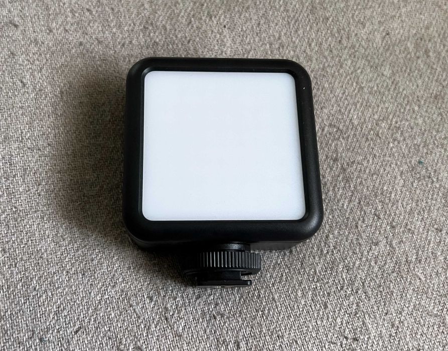 Lampa LED Ulanzi VL49 CRI 95  baterie reincarcabila 2000 mAh compacta