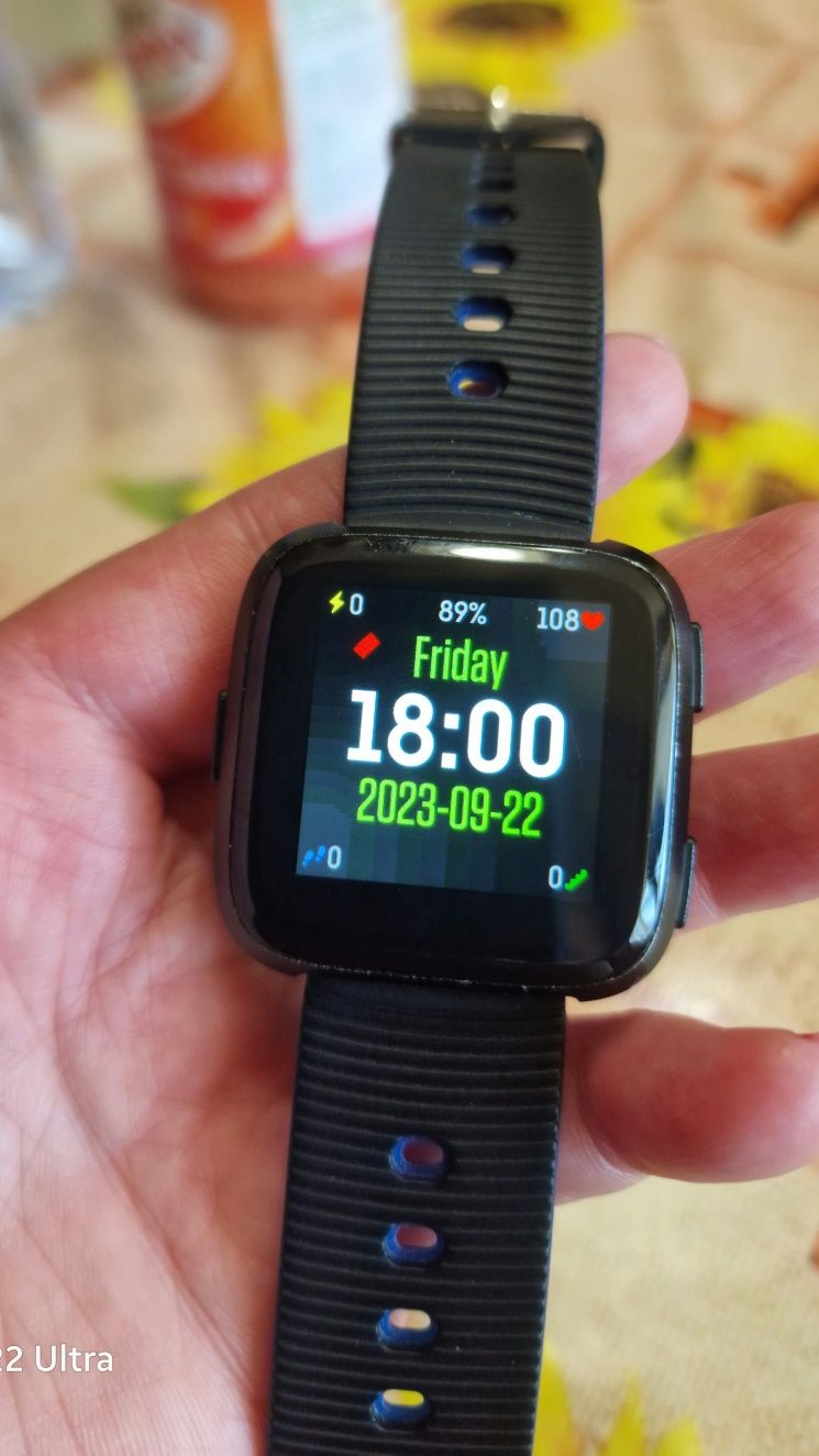 Смарт часовници, Fitbit Versa Lite и Fitbit Versa 2 ( плащане с карта)