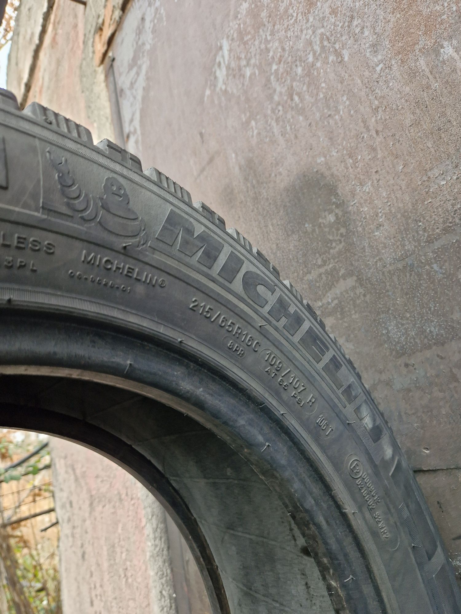 4 Anvelope Michelin 215 65 R16C M+S