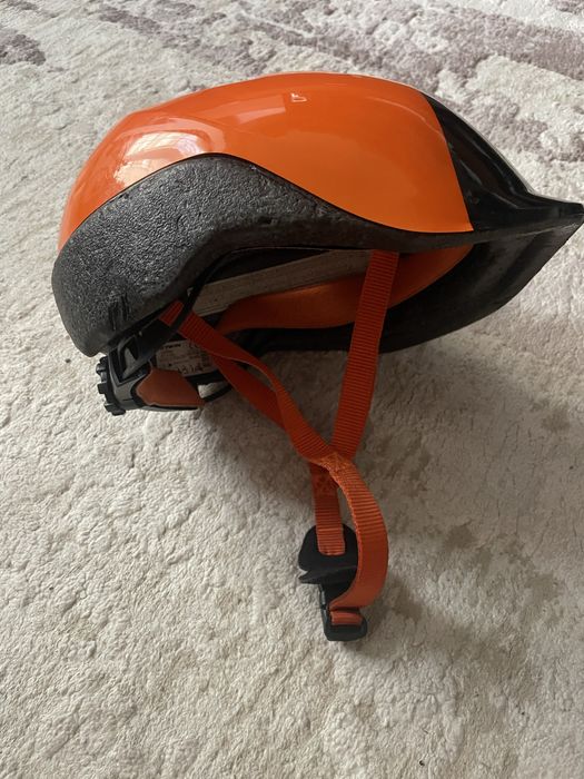 Vând casca protectie  B-twin copii ,Marime S 53-56 cm