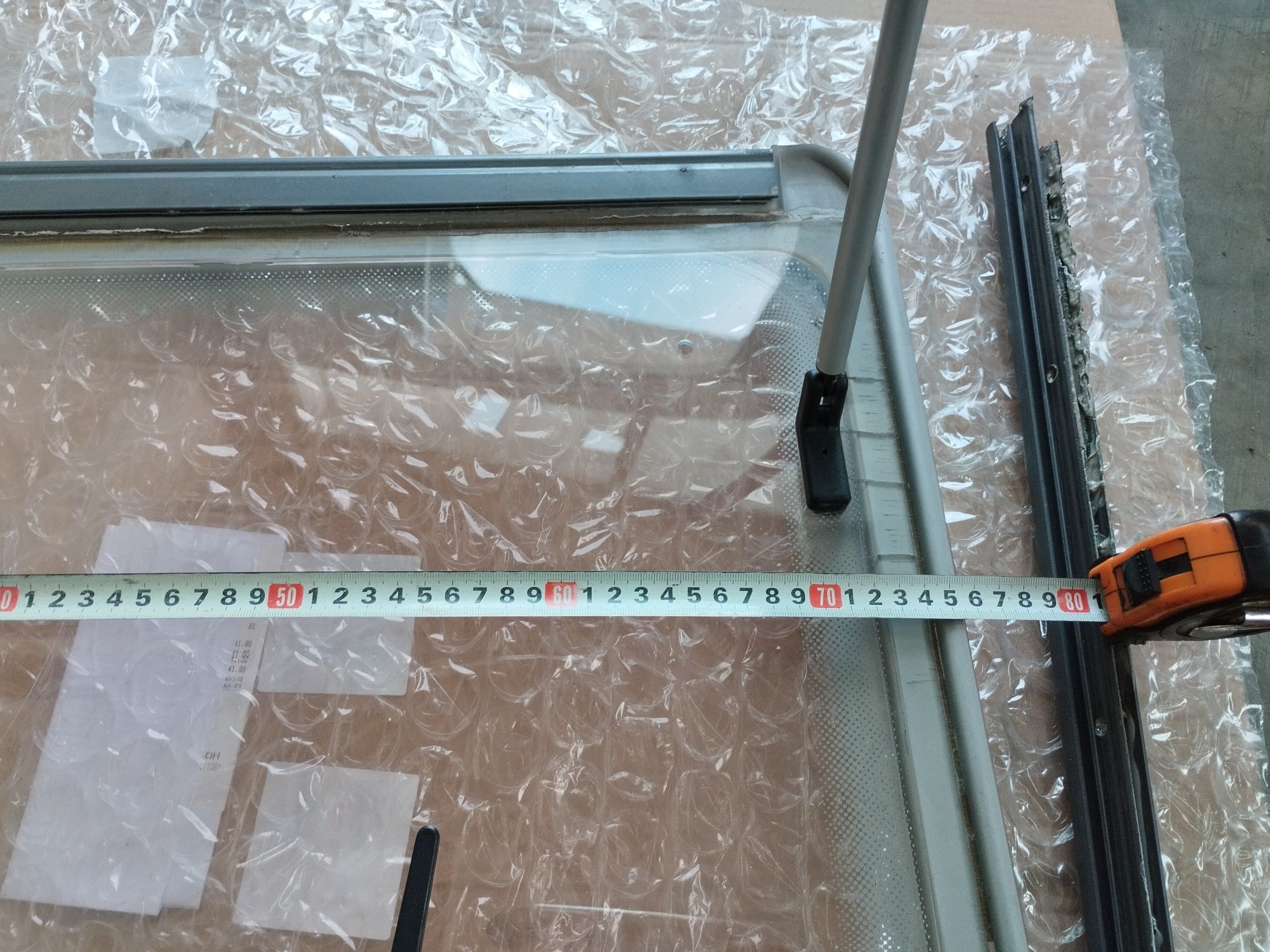 Прозорец за кемпер каравана 750/430
