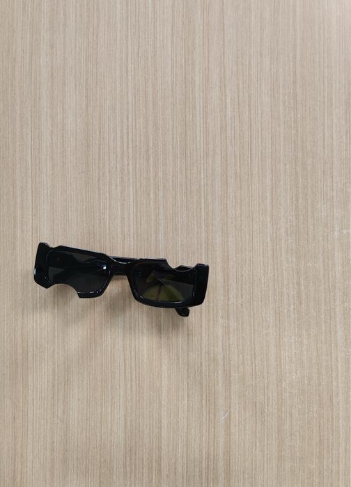 Vand ochelari de soare Off White