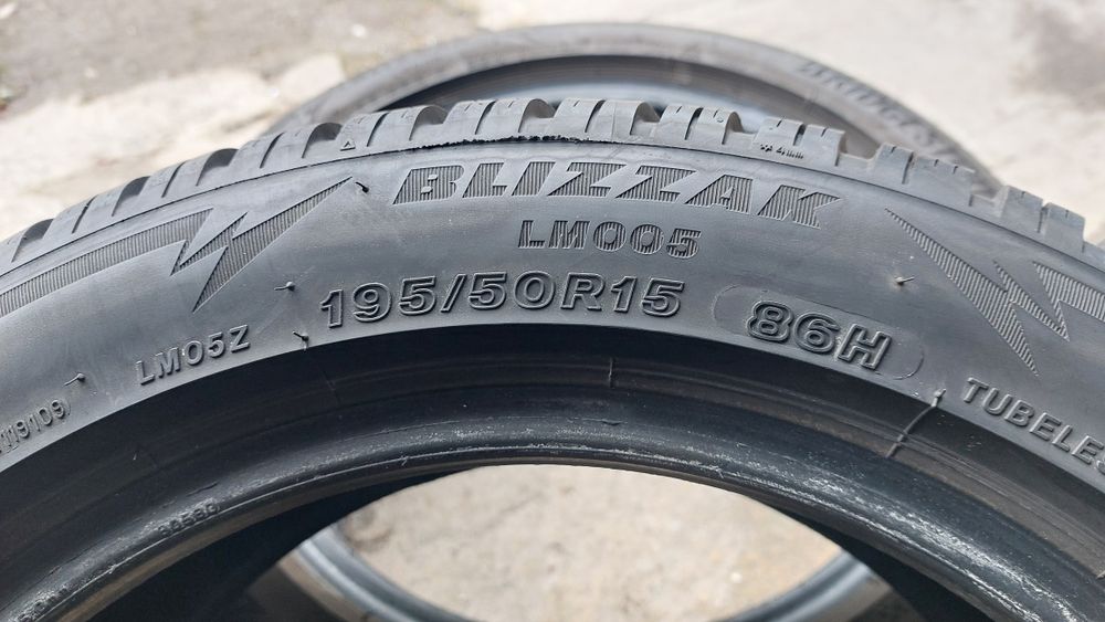 Зимни гуми 195/50/15 Bridgestone Blizzak 2 броя