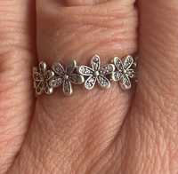 Красив пръстен Pandora - Цветя на желанието