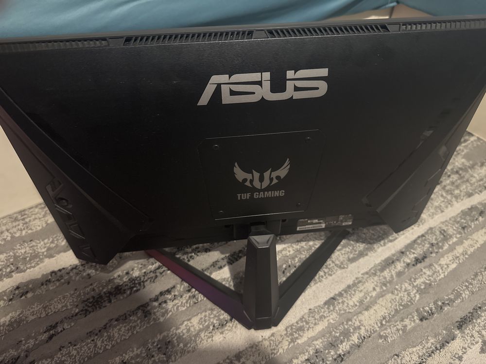 ASUS TUF Gaming – 165Hz, 1ms, перфектен за гейминг