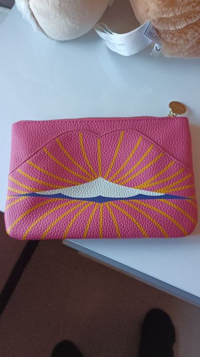 Escada несесер ориг.