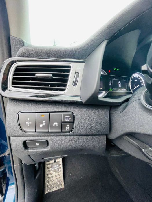Kia Niro FULL OPTION - VANDUTA - putem aduce asemanatoare la comanda