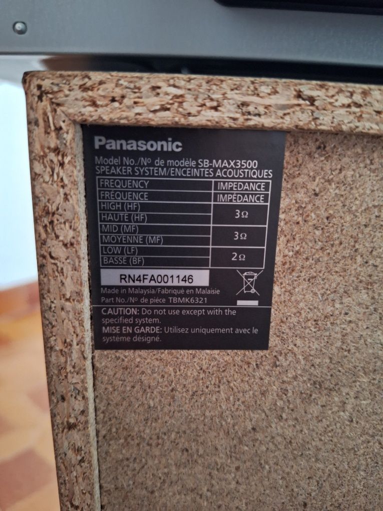 Sistem audio Panasonic karaoke model SC-MAX3500