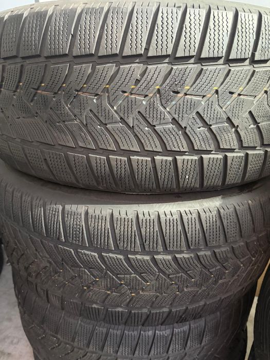 Cauciucuri de iarna -2 seturi profil foarte bun!