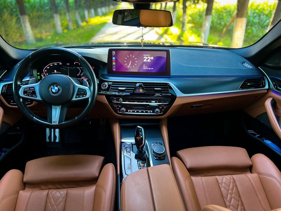 BMW G30/ 520d Facelift/ 2021/ M paket/ Head up/ Harman/ Trapa/ Full