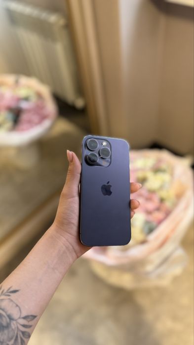 Продам Iphone 14 pro 256