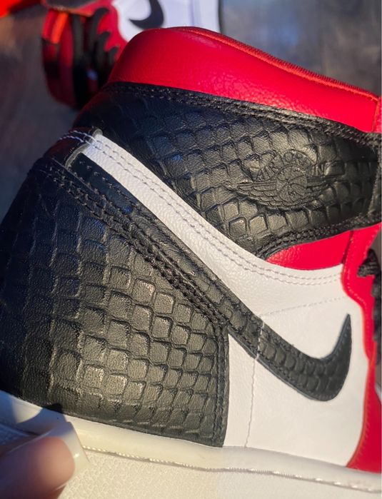 air jordan 1 retro high “satin snake chicago”