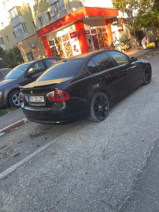 Vând BMW 318D E90