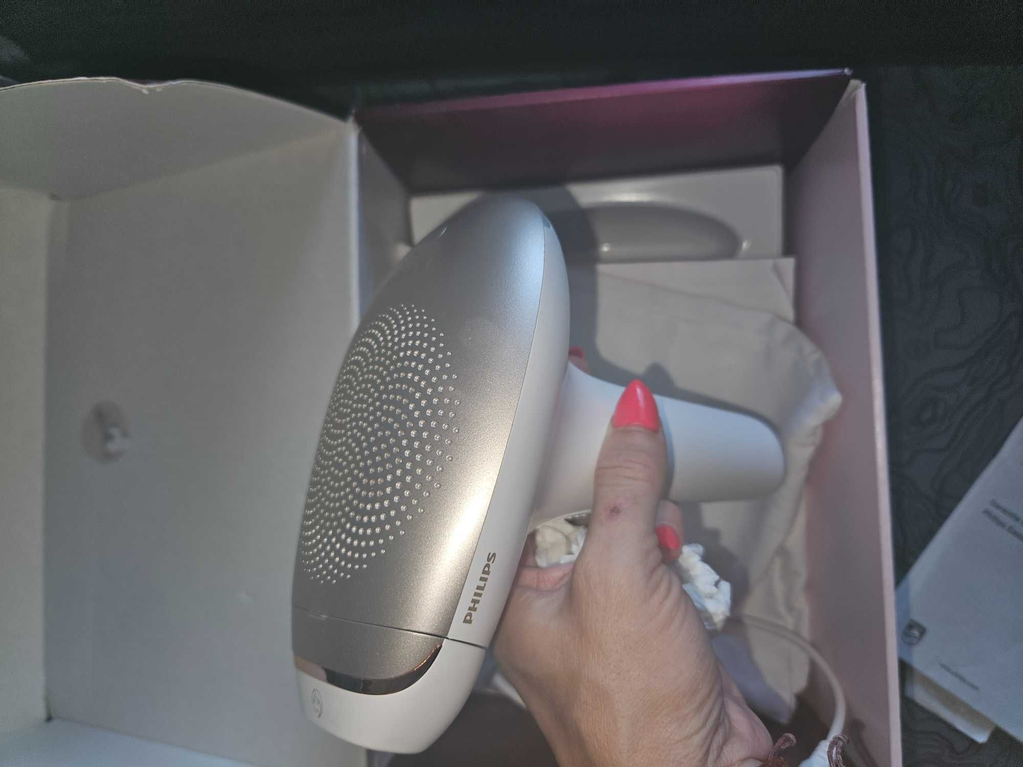 Фотоепилатор PHILIPS LUMEA