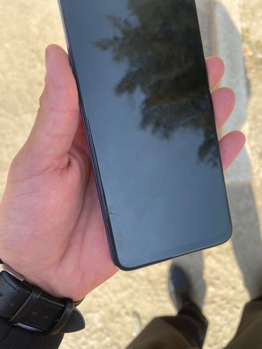 realmi 6 holat yaxshi garantya beriladi