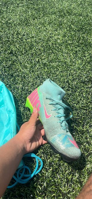 Vand ghete nike mercurial superfly 10