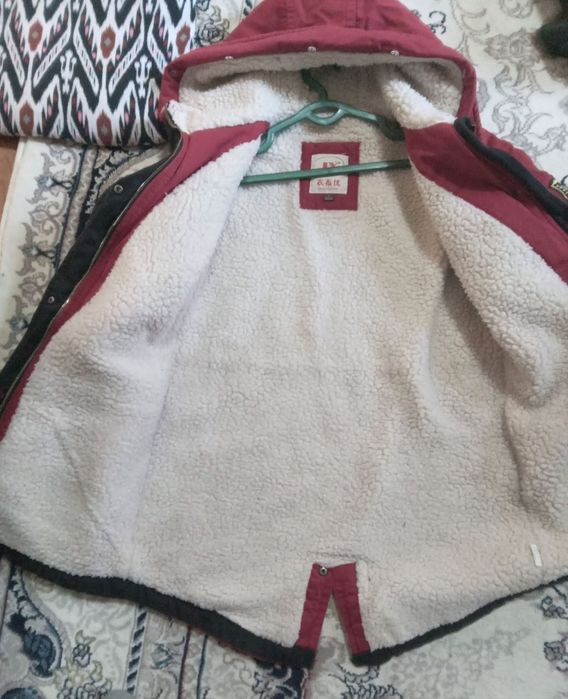 Issiq kurtka qich uchun