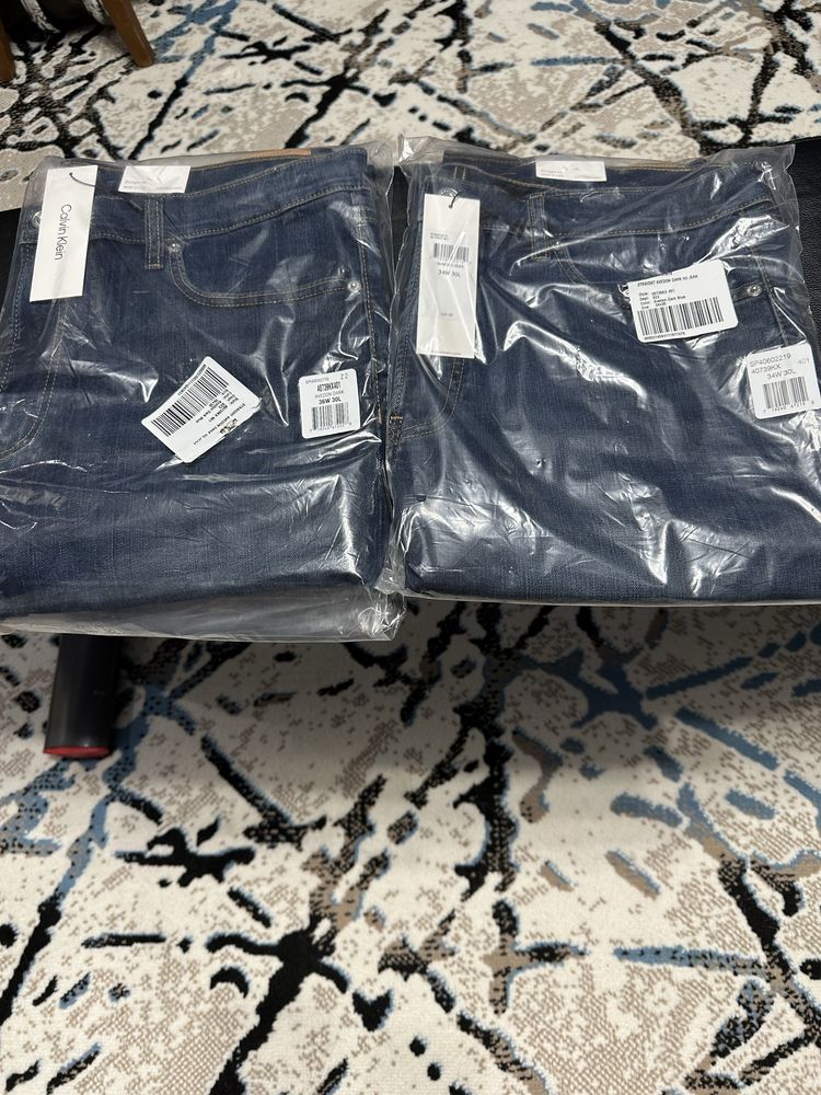 Джинсы Calvin Klein straight fit. р.36/32 и 36/30.