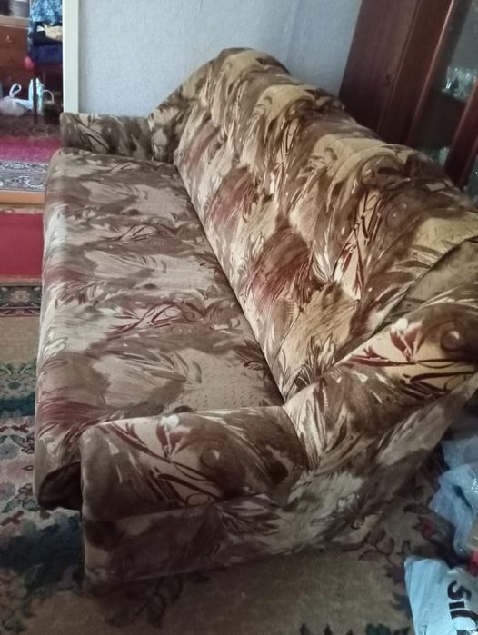 Отдам даром диван б/у