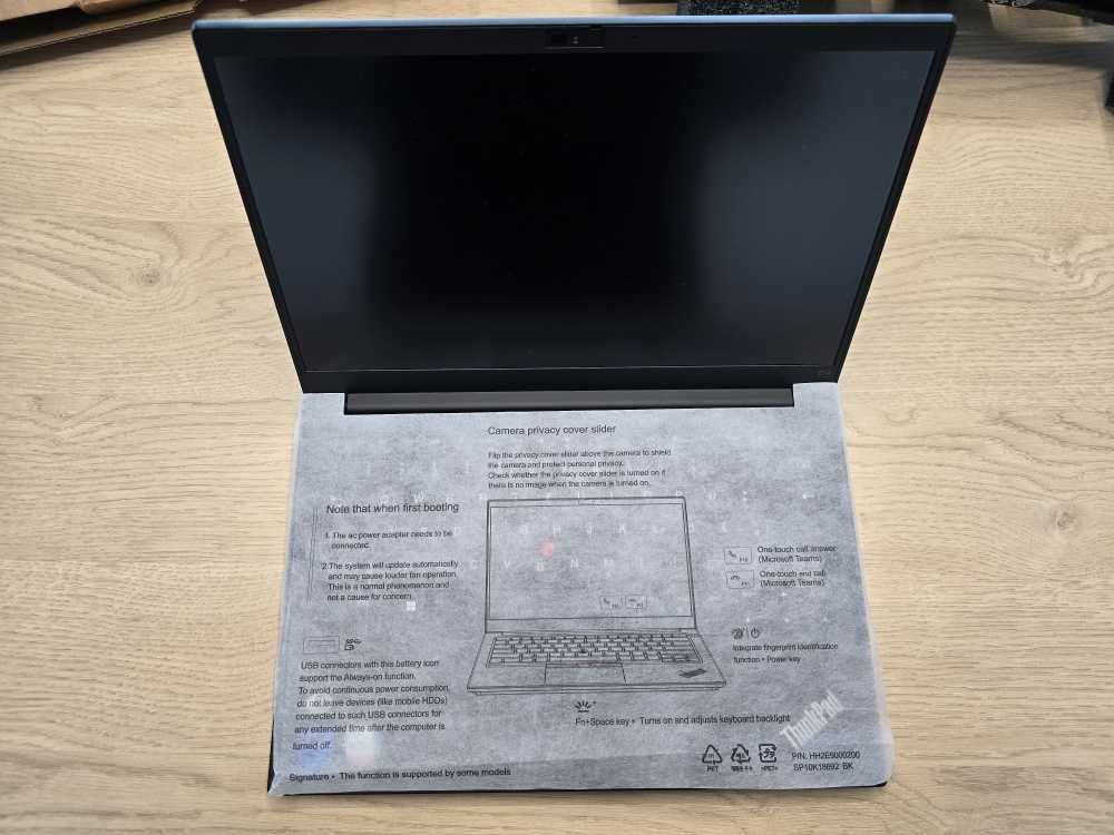 Лаптоп Lenovo ThinkPad E14 G4 черен 21E30065GE