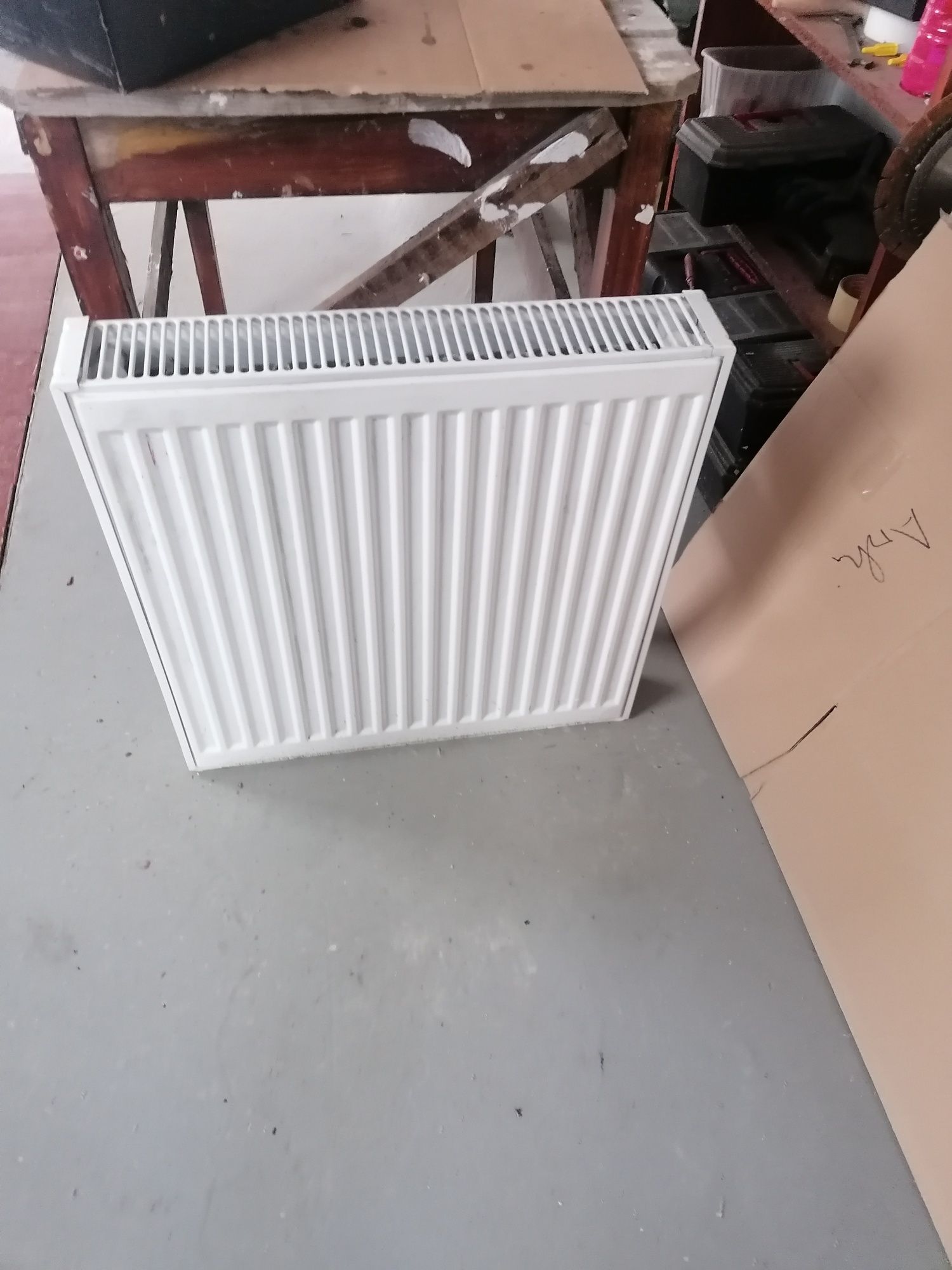 Radiator otel în stare buna