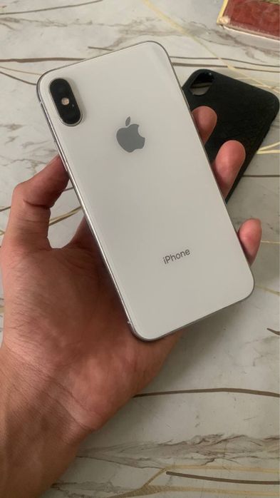 Iphone x срочно продаю