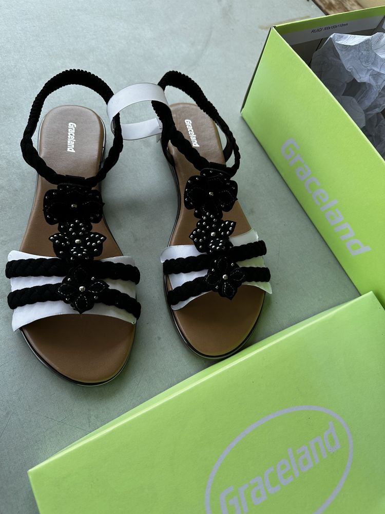 Сандали НОВИ! дамски DEICHMANN 41