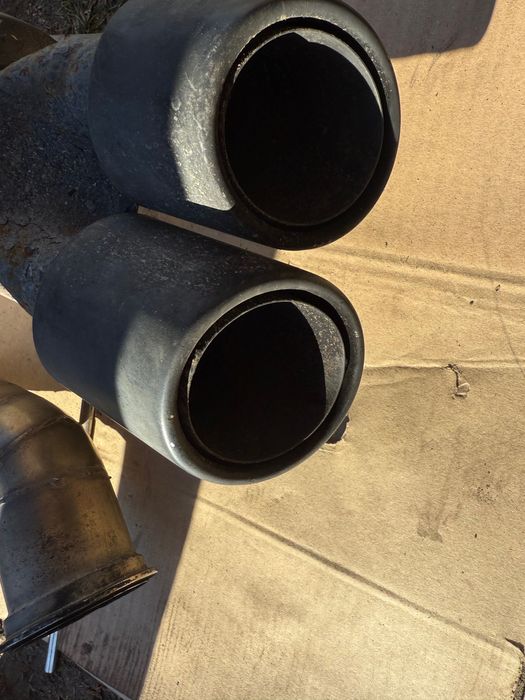 Продавам генерация за е90 231 кс на ф76 с даунпайп на ф76 неръждавейка