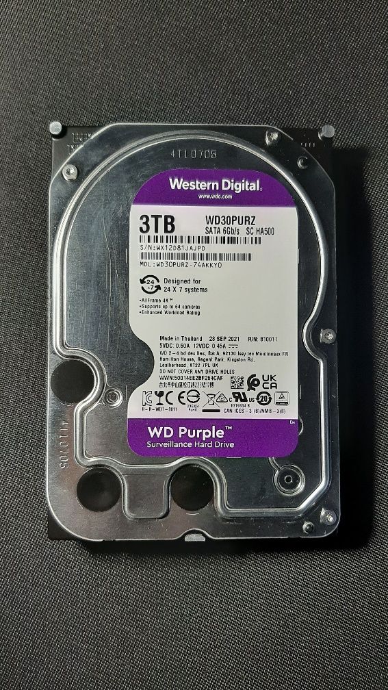 Жесткий диск WD Purple на 3 ТБ, с гарантией.