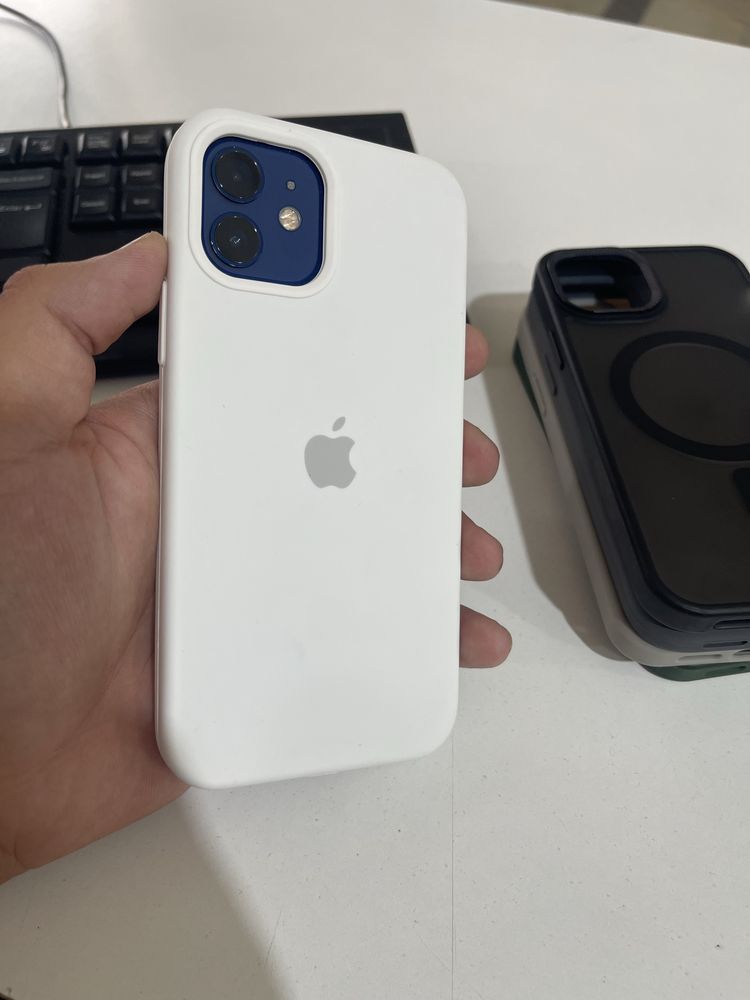 iPhone 12 Blue 64 GB