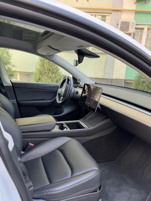 Tesla model Y dual mator (тесла модел й ) nasiya savdo bor