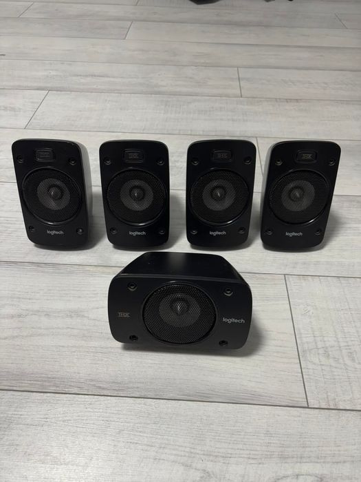 Logitech Z906 5.1 Аудио система