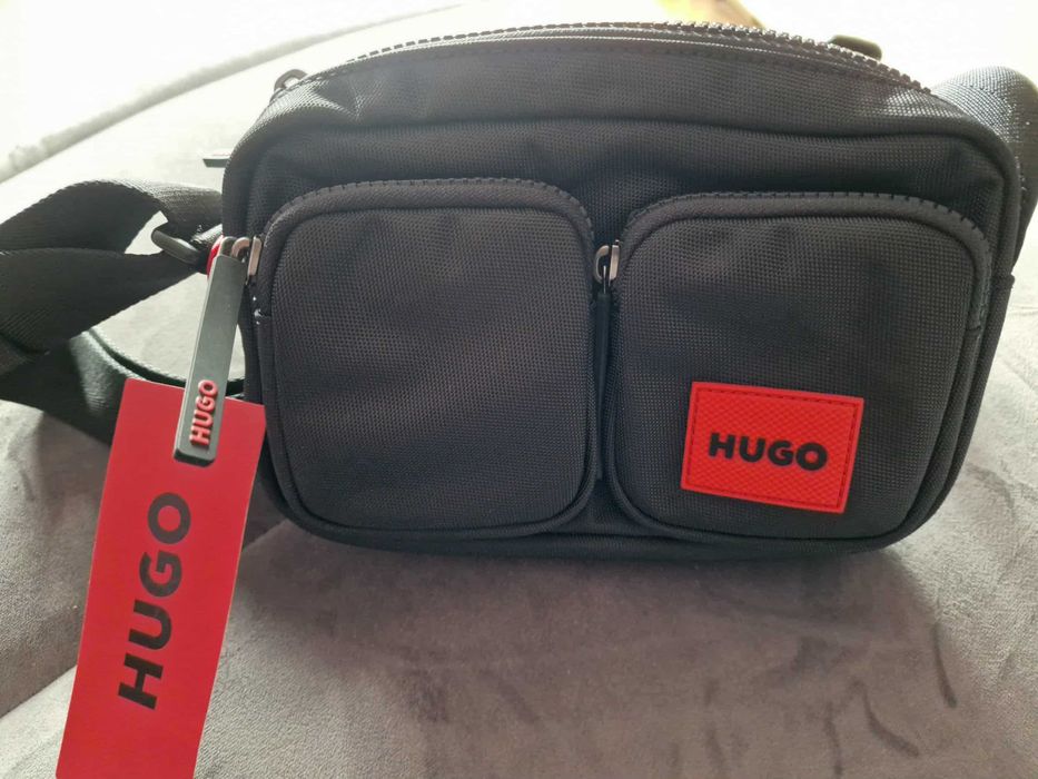 Нова мъжка чантичка Hugo