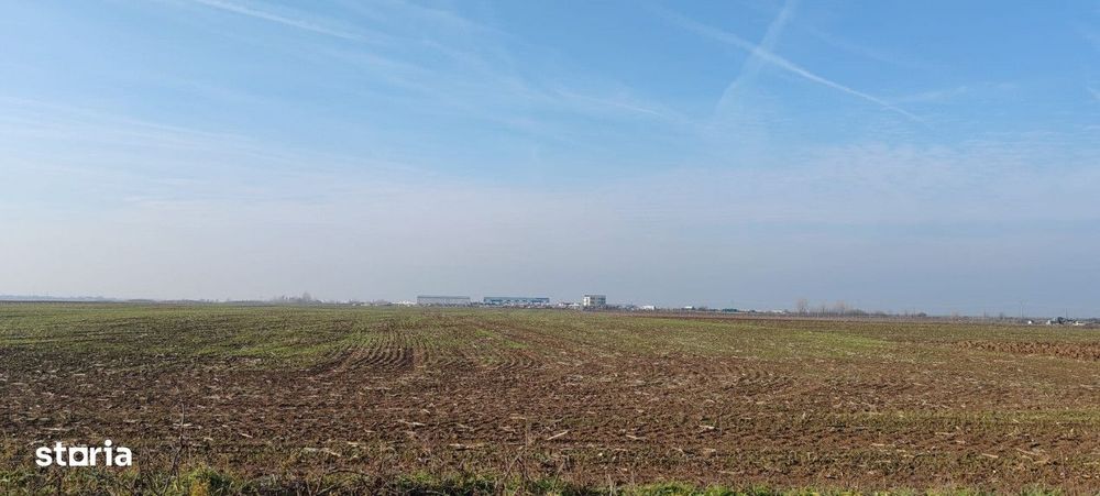 Teren extravilan in localitatea  Nojorid – 7.100 mp, cu posibilitate