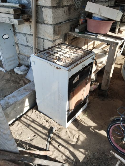 Продам газ. Плиту б/у шную