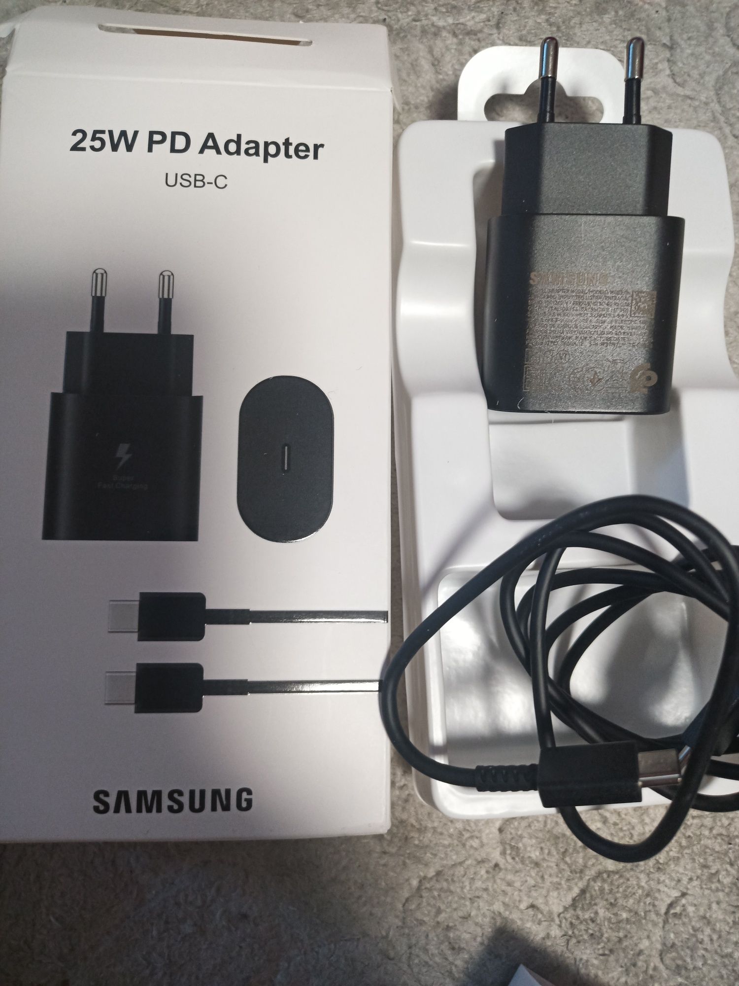 Ново оригинално зарядно супер бързо зареждащо super fast charger