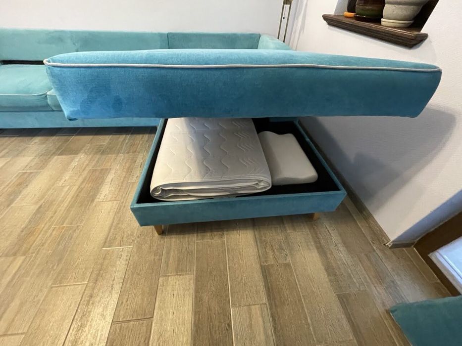 Ъглов диван за хол