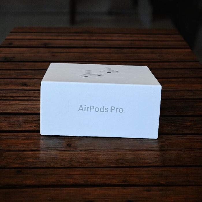 AirPods Pro 3 НЕотваряни