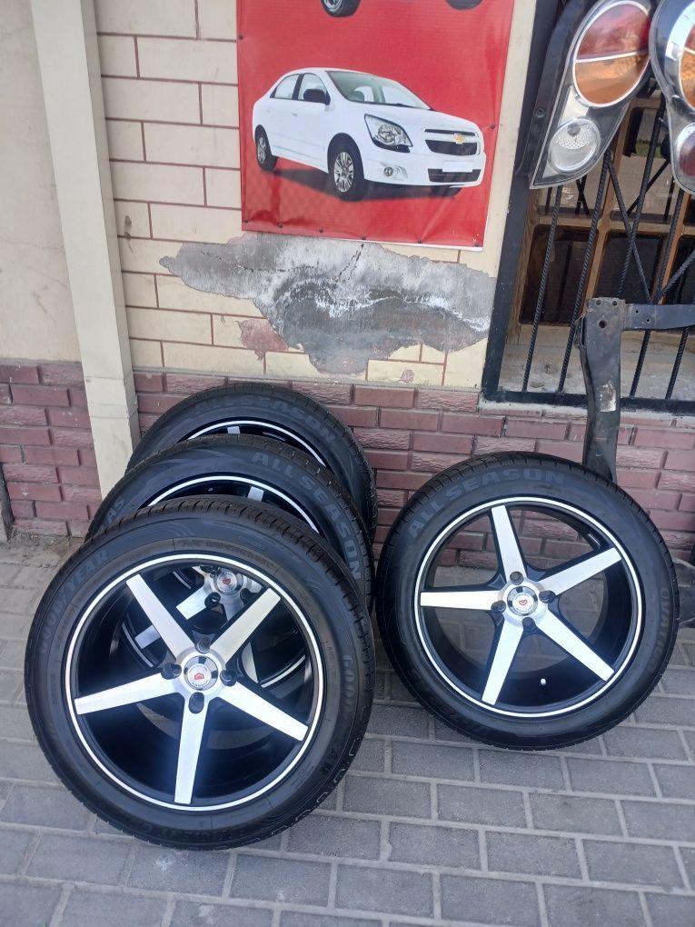 Cobalt diska 215 55 R17