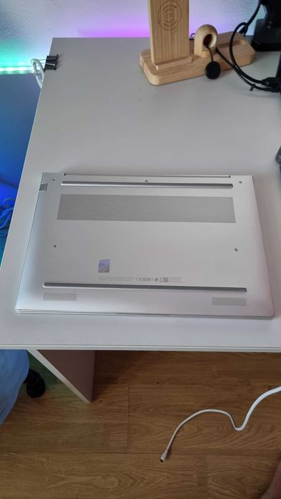 Laptop HP EliteBook 660 G11, suport SIM, 16 inch, 16 GB RAM, AI ready