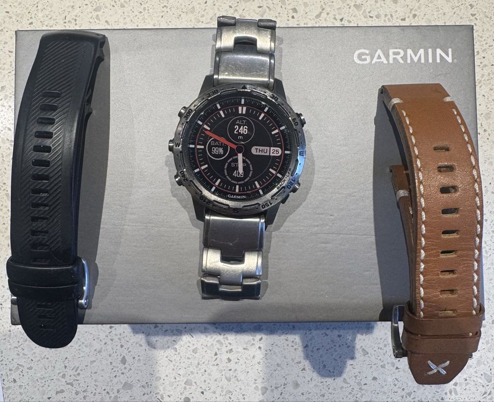 Garmin Marq Adventurer Expedition