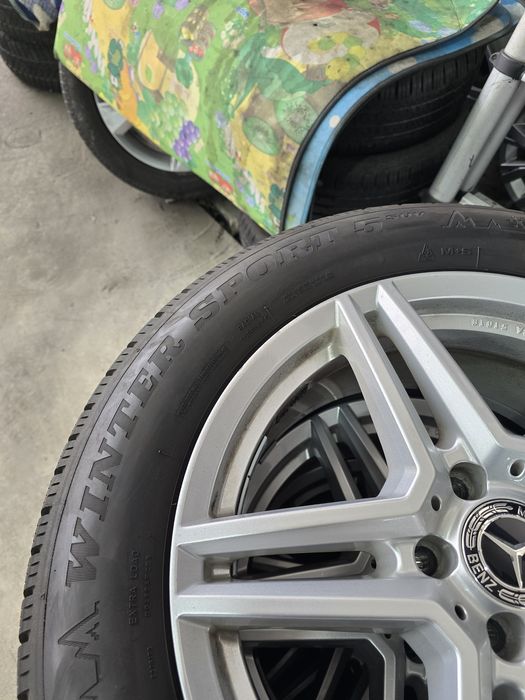 1 Брой 235/60/18 Dunlop 8mm 23dot