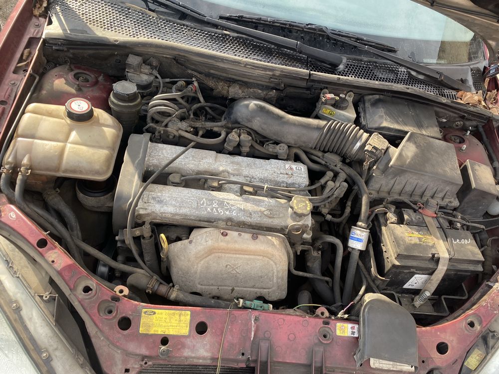 ford focus 2000 1.8 на части