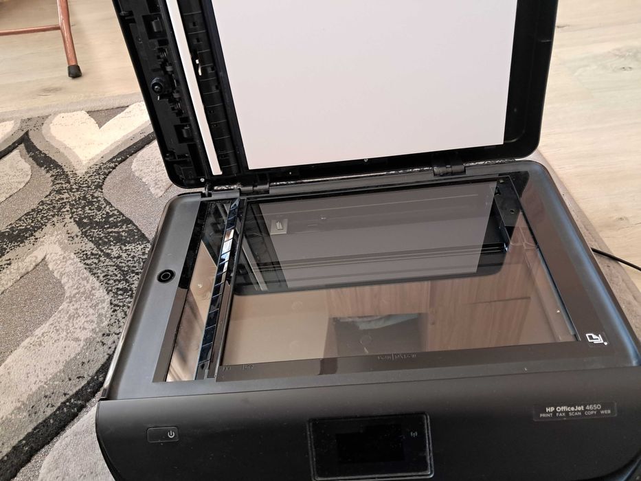 Принтер цветен в перфектно състояние