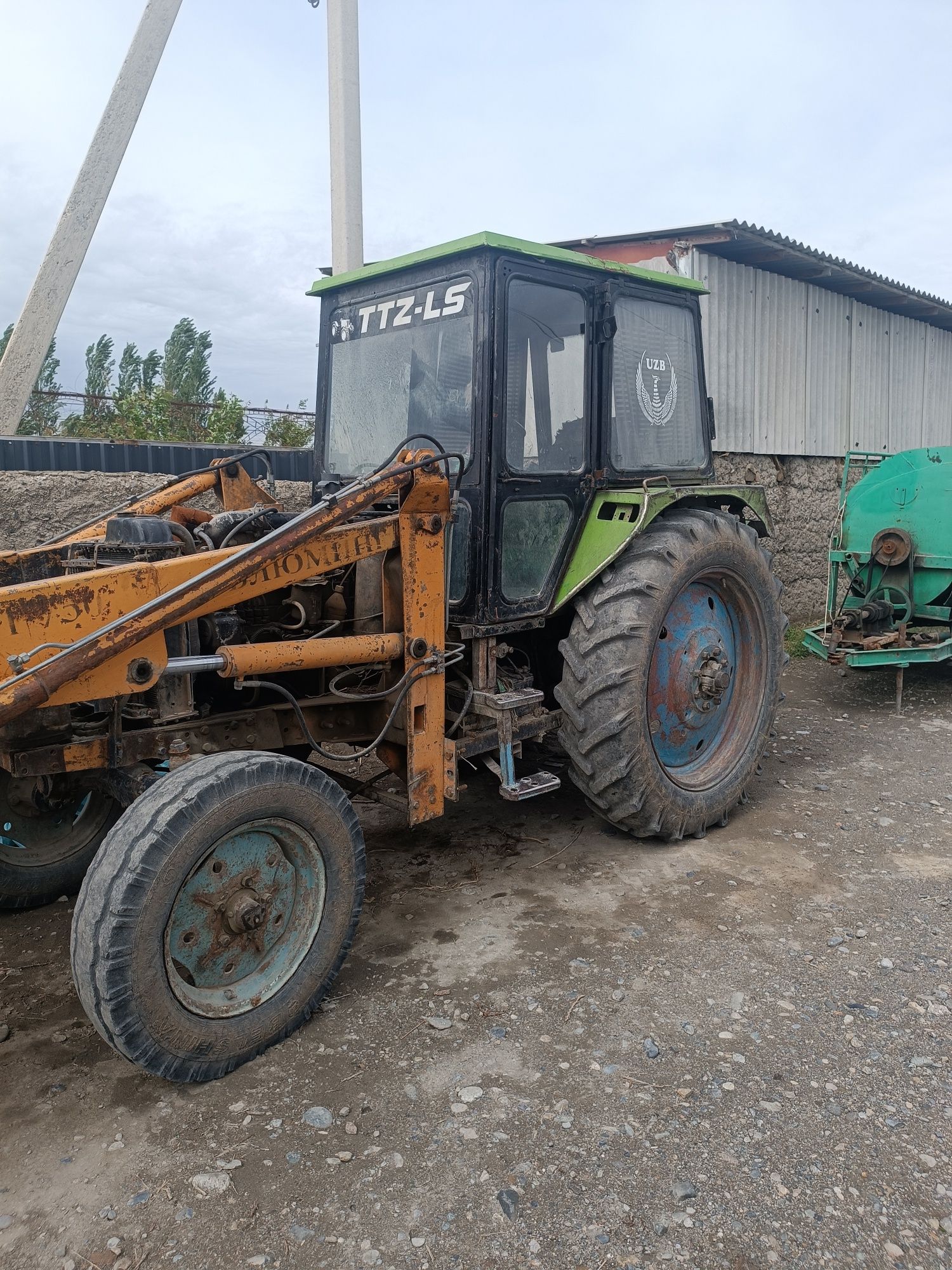Mtz ozi yo kamplekt sotiladi