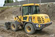 Piese din dezmembrari komatsu wa75 motor, butuc,diferential,axa