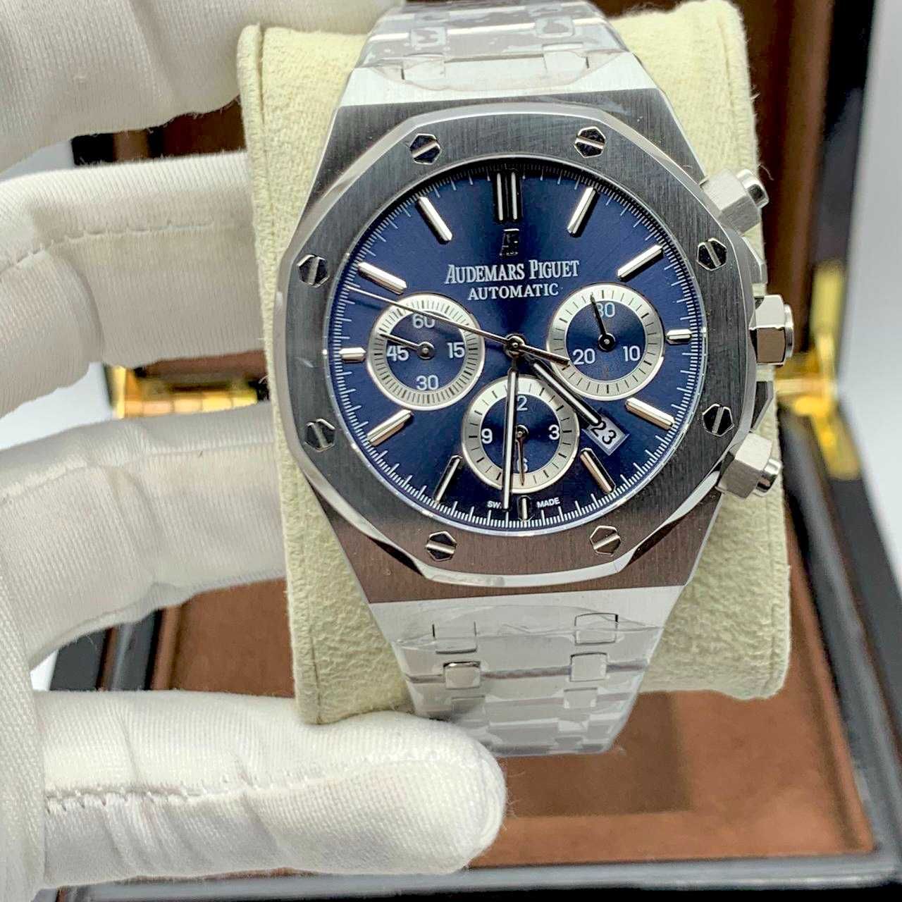 Audemars Piguet Royal Oak черно-синьо